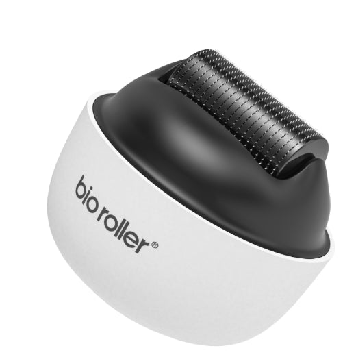 Black and white derma roller with 'bio roller' branding on a white background